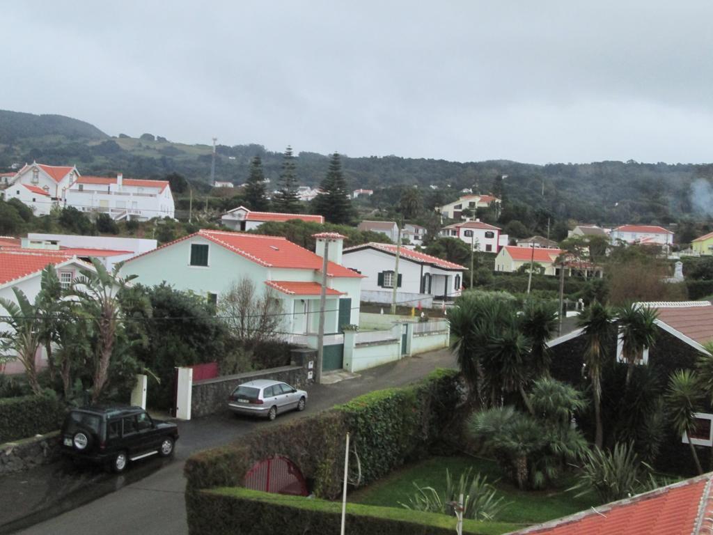 Vivenda "Porto De Abrigo" Vila Biscoitos  Exterior foto